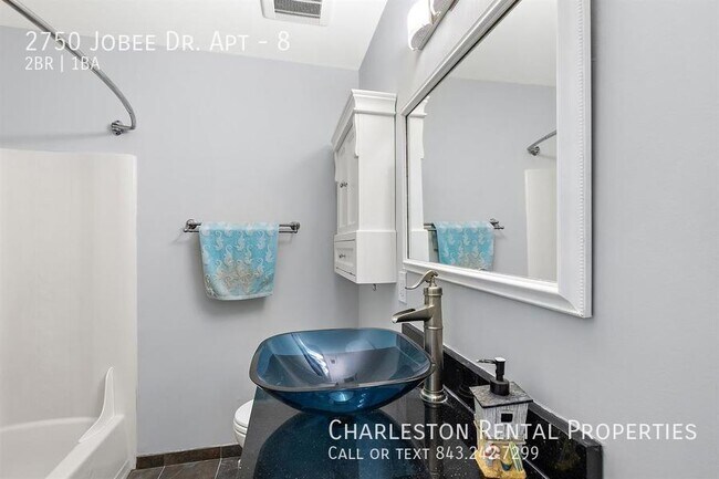 Building Photo - 2750 Jobee Dr