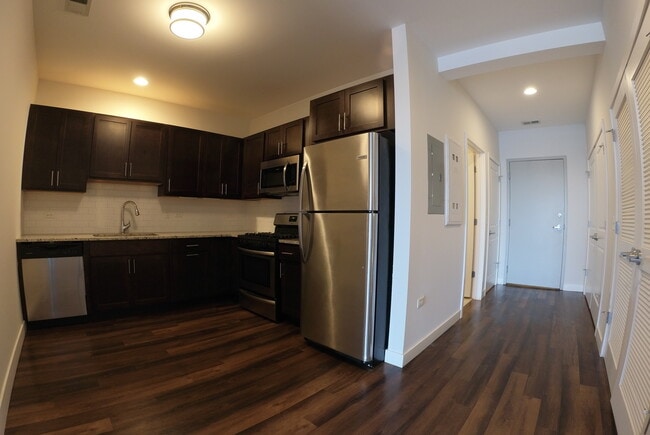 Foto del edificio - 4447 N Kedzie Ave