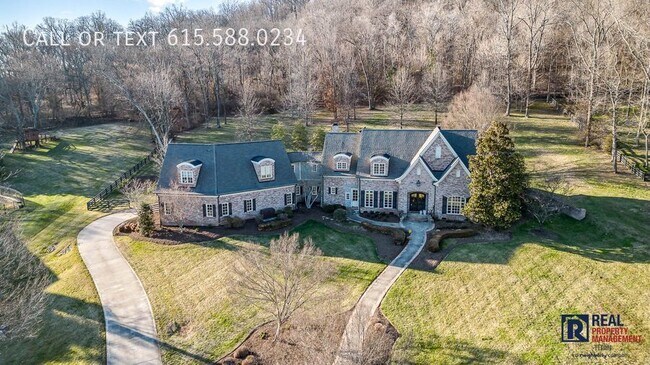 Foto del edificio - Stunning 5BR/8BA Luxury Home on 3.44 acres...