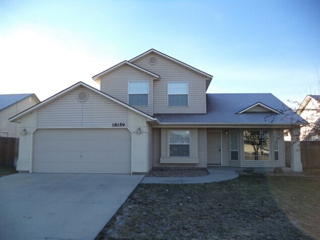 Primary Photo - 18159 Royal Way
