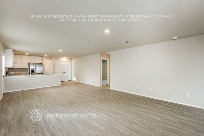 Building Photo - 128 Hollywood Dr
