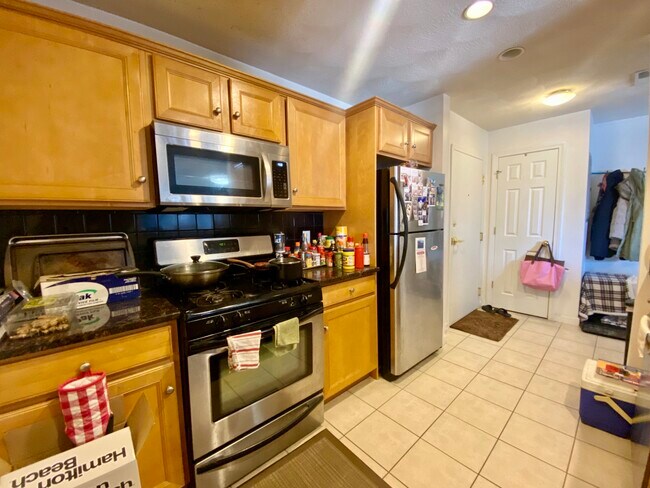 Kitchen - 260 Main St