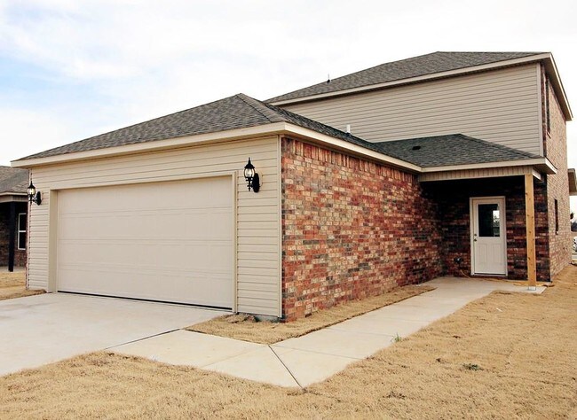 Building Photo - 4306 Southwest Gallatine Avenue