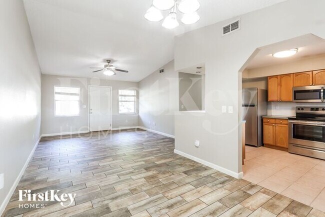 Foto del edificio - 6522 Dorchester Rd