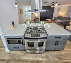 Building Photo - 3113 Black Forest Dr