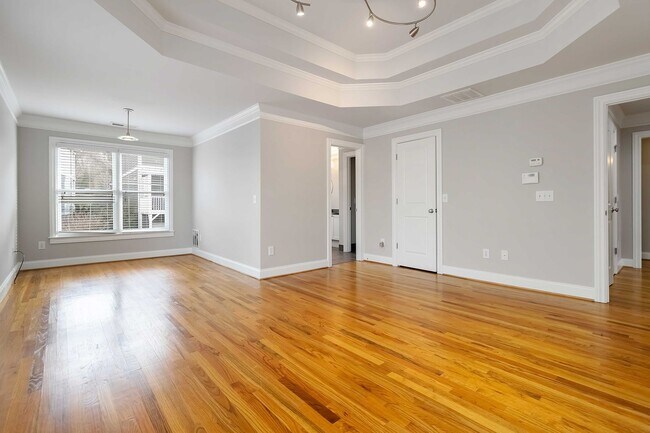 Foto del edificio - 1529 Gilstrap Ln NW