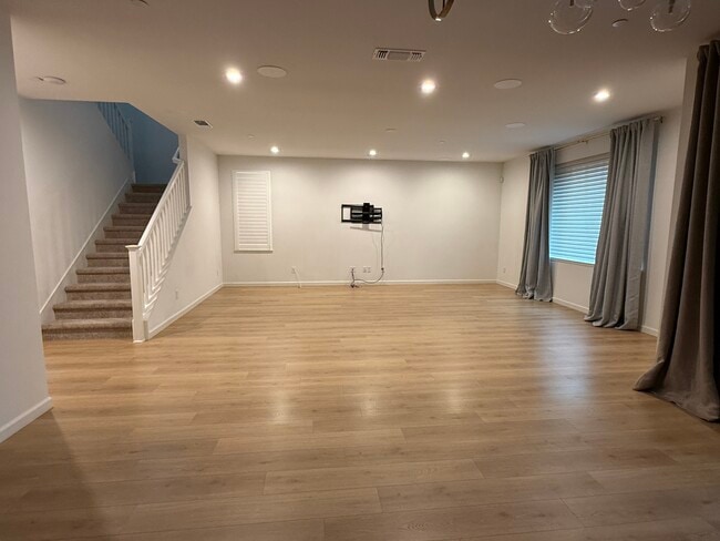 Foto del edificio - 1580 Blue Moon Ln