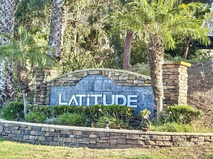 Gated Community - 3625 Ash St