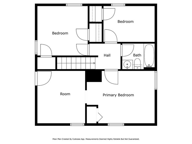 Dormitorios y baño en la planta superior - 203 E McKinley St