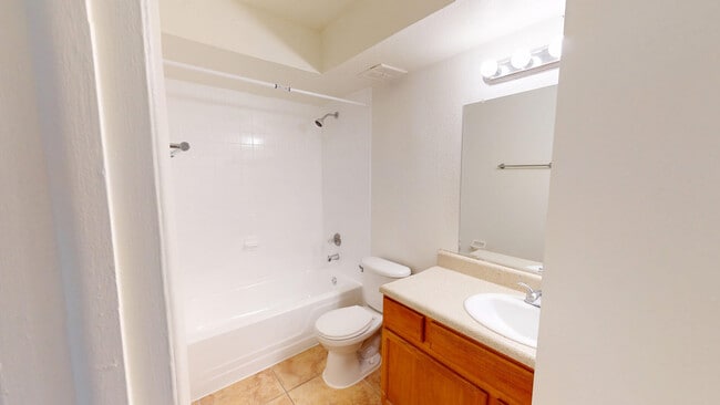 Interior Photo - Summit West