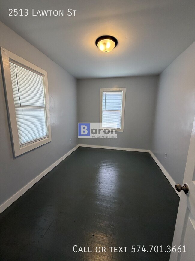 Building Photo - 2513 Lawton St