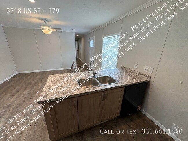 Foto del edificio - 3218 US 82-179