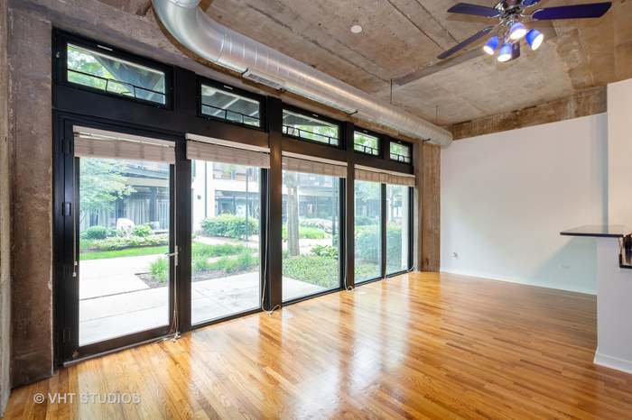 Primary Photo - 1111 W 14th Pl