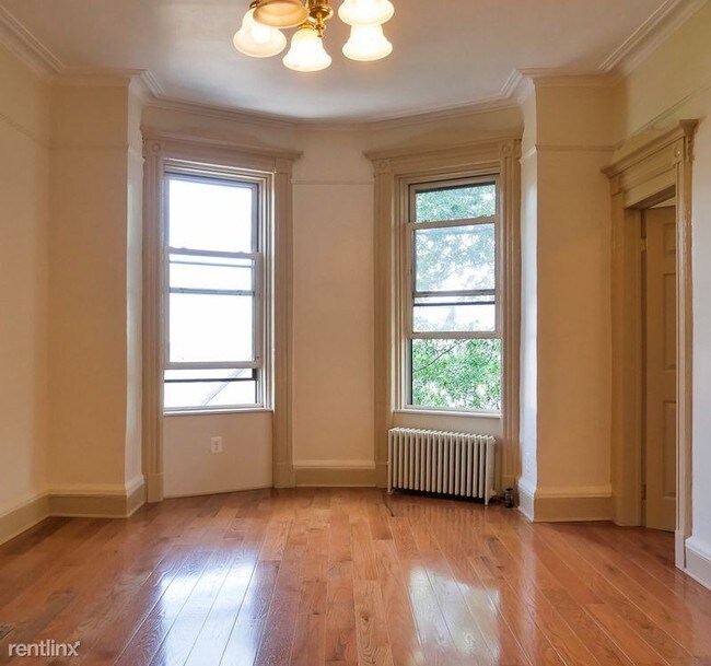 Foto del edificio - 3 br, 1 bath  - 342 8th St # 4R