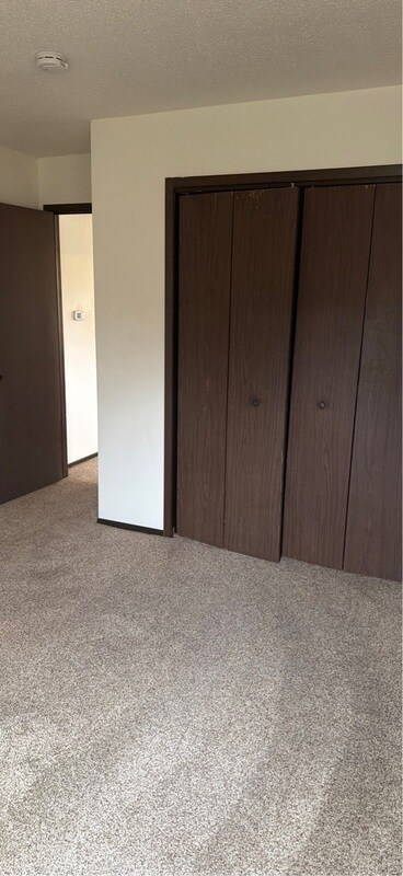 Foto del edificio - 512 Breezy Point Dr