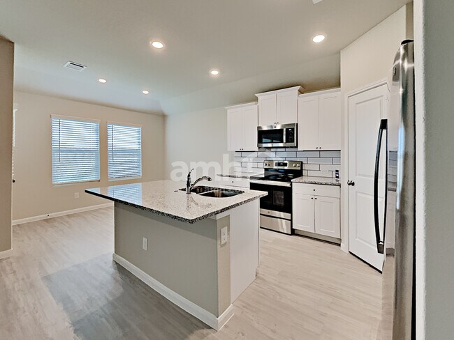 Foto del edificio - 2708 Iberia Ct