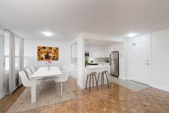 Building Photo - 45 Balliol Street