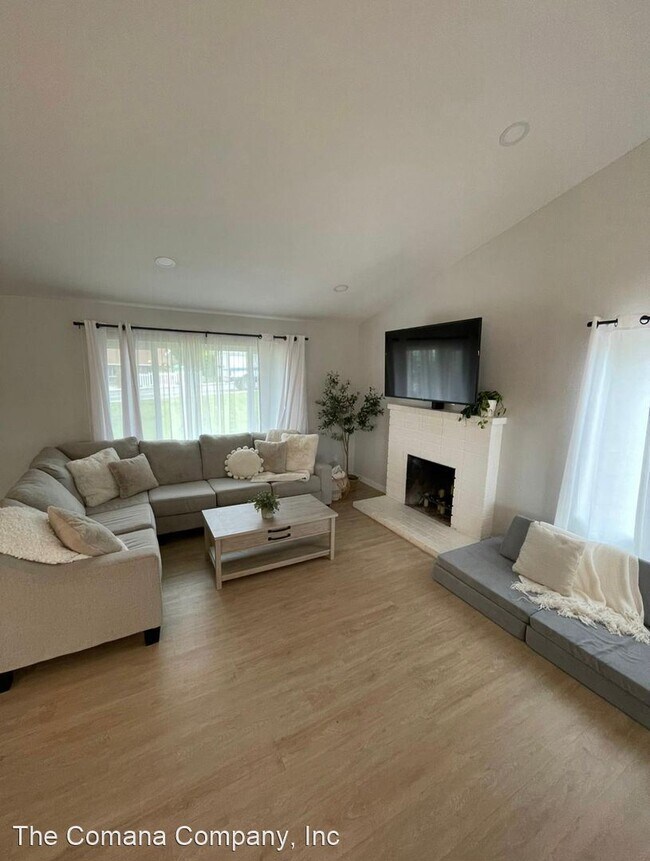 Foto del edificio - 3 br, 2 bath House - 9961 Cleary Street