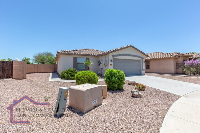 Building Photo - 5461 S Dove Hill