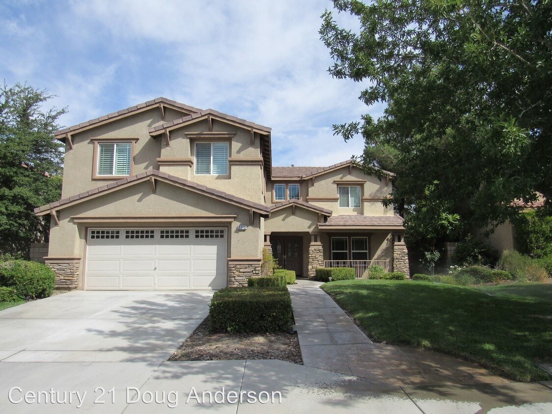 Foto principal - 4 br, 3 bath House - ***2113 KRYSTAL AVENUE