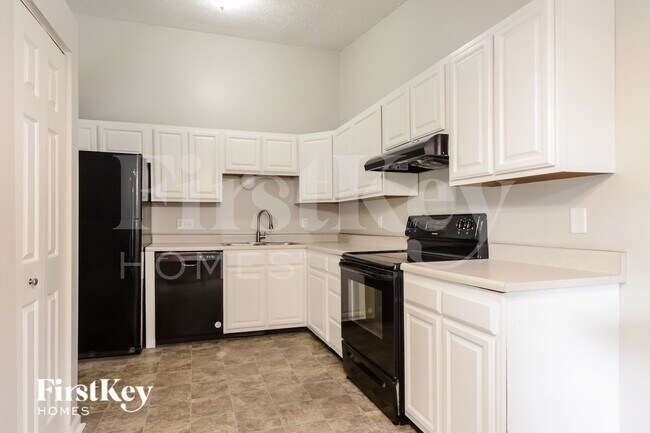 Foto del edificio - 274 Meadow Glen Dr