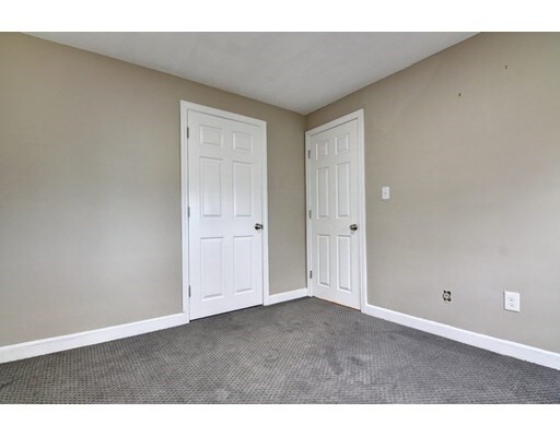 Building Photo - 30 Trull St