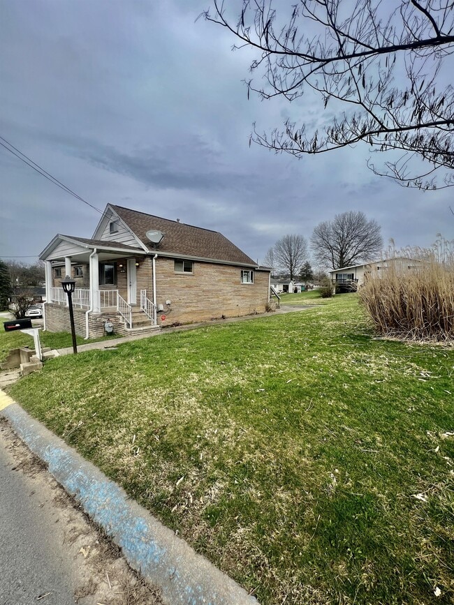 Foto del edificio - 516 Kensington Ave