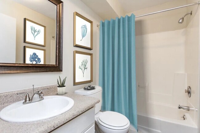 Baño actualizado - 9118 W Grantosa Dr
