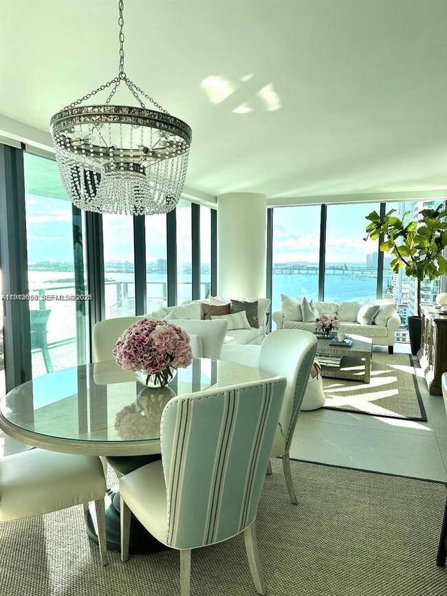 Foto del edificio - 3131 NE 7th Ave