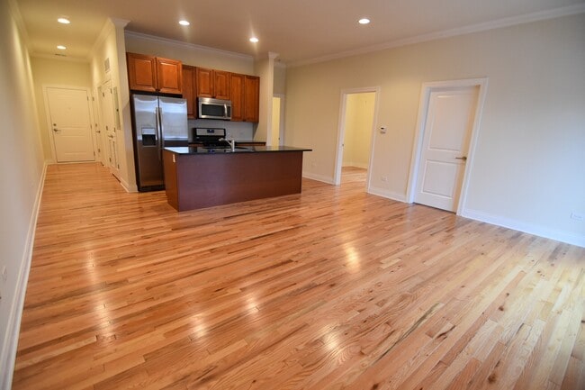Building Photo - 4520 N Beacon St