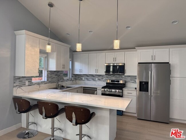 Building Photo - 1519-1519 1/2 Crenshaw Blvd