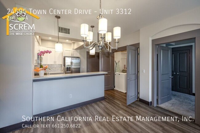 Foto del edificio - 24595 Town Center Dr