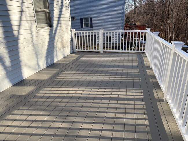 Foto del edificio - 91 Knollwood Dr