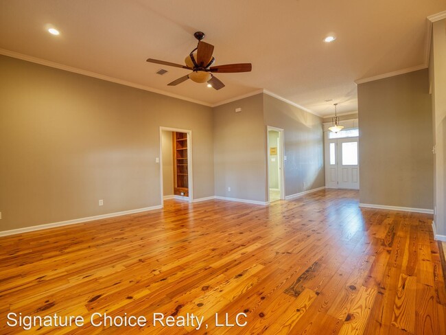 Building Photo - 4 br, 2 bath House - 519 Stagecoach Trail