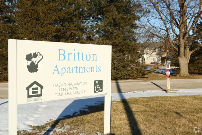 Building Photo - Britton Apartments