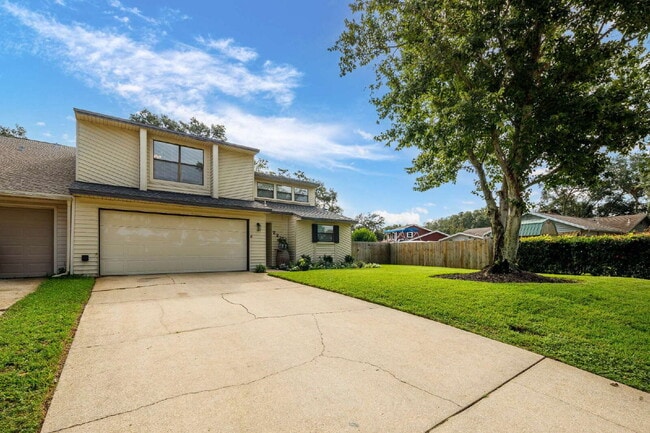 Building Photo - "Charming and Updated 3-Bed home in Fort W...