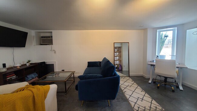 Foto del edificio - 957 JFK Blvd E