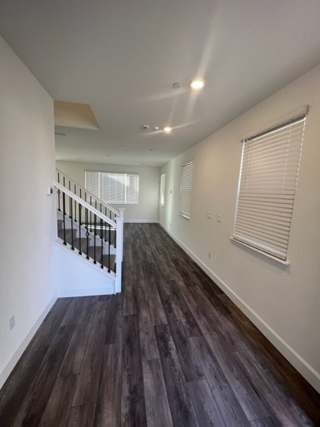 Building Photo - Solar Home with 4 Bedrooms in the Heart of...