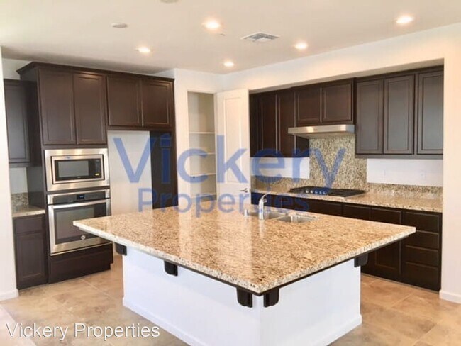 Foto del edificio - 4 br, 3.5 bath House - 5536 Metropolitan Way