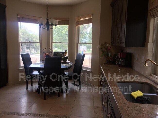Foto del edificio - 7005 Sky Valley Way NE