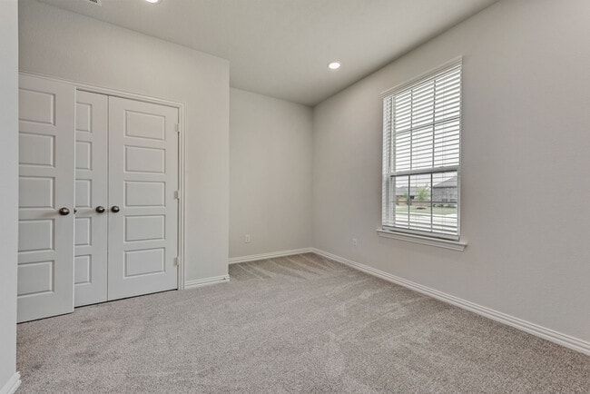 Foto del edificio - 3404 Riverlawn Dr