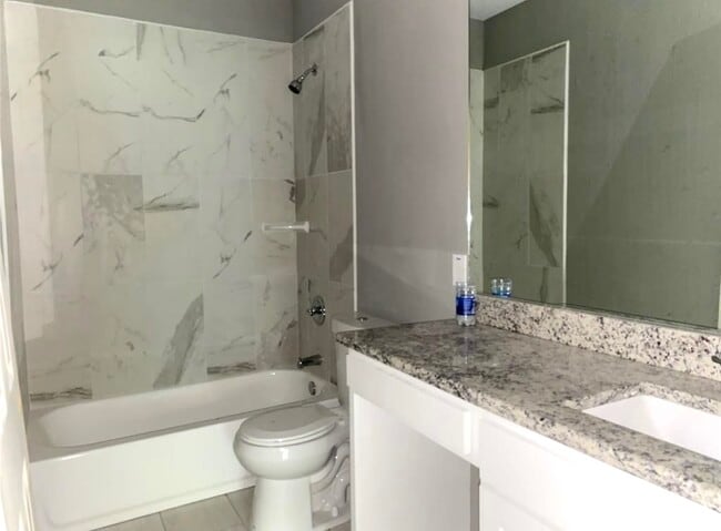 Second bathroom - 1511 Illinois Ave