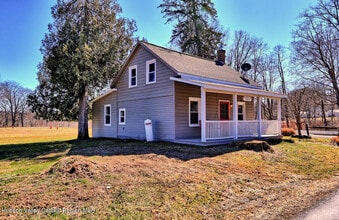 Building Photo - 101 Garcia Ln
