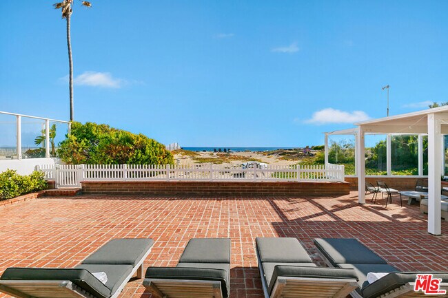 Foto del edificio - 30830 Broad Beach Rd
