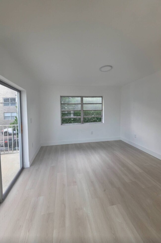 Foto del edificio - 1470 NW 3rd St