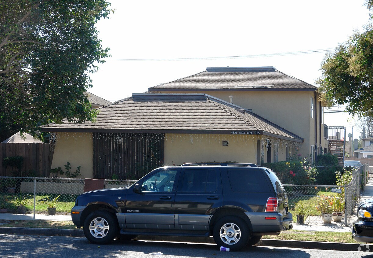 Primary Photo - 4821-4827 Terrace Ave