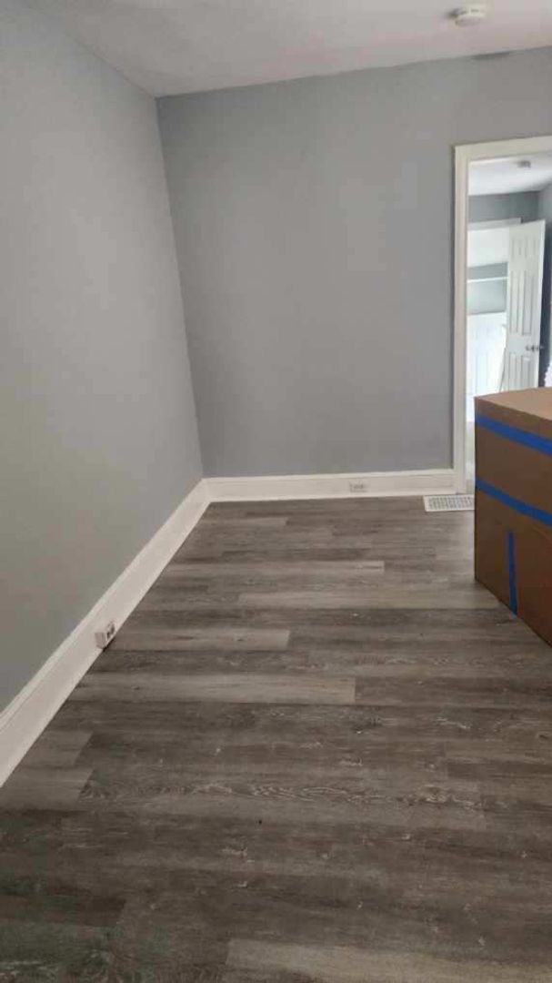 Building Photo - 3 Bedroom Townhome in Wilmington