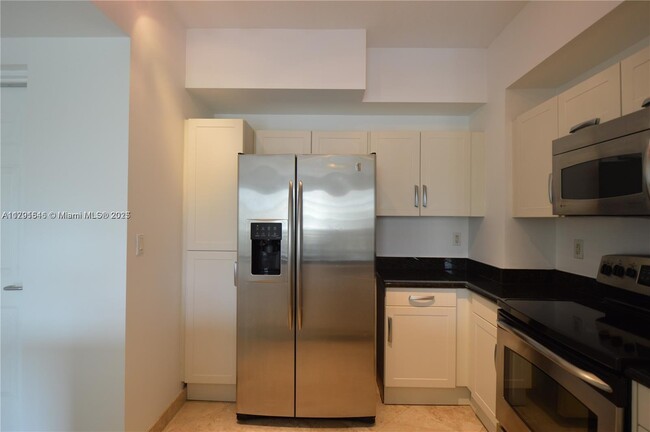 Foto del edificio - 7275 SW 89th St