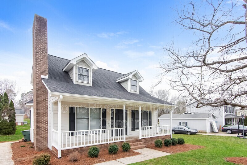 Foto principal - 4332 Hickory Hollow Rd