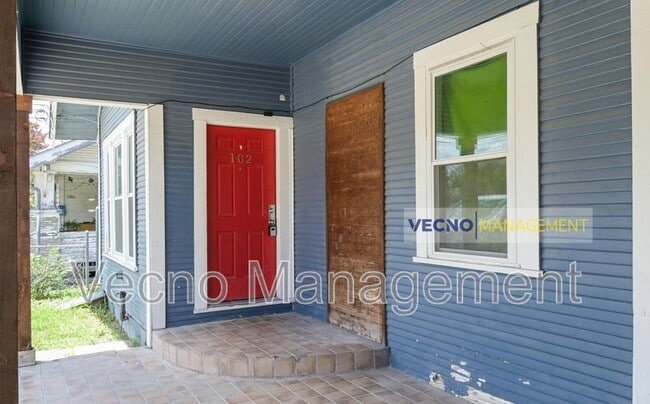 Building Photo - 411 Cincinnati Ave